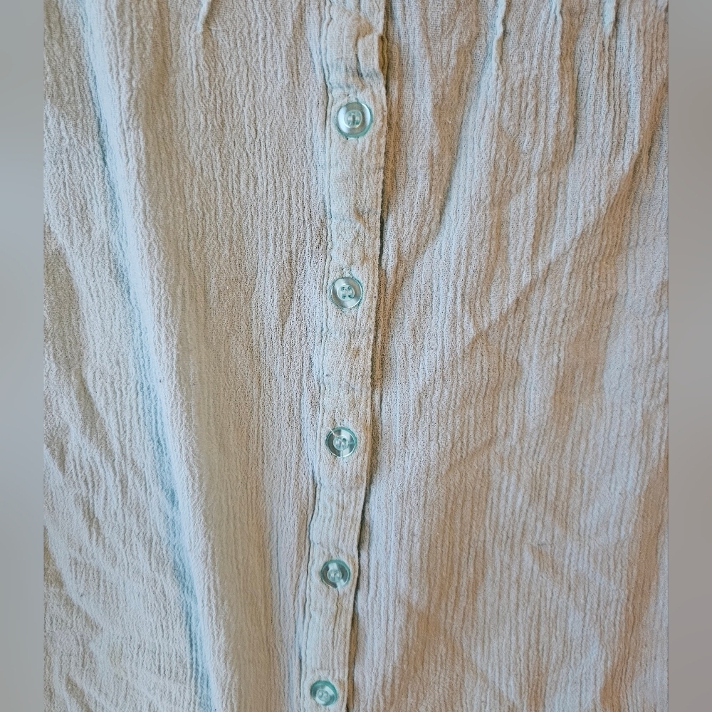 Basic Editions Soft Blue Button-Down Shirt - Picture 3 of 4